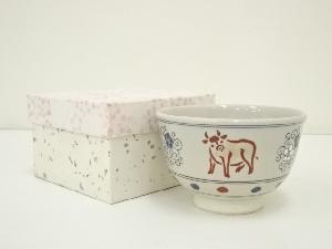 京焼　宝泉造　色絵干支丑茶碗